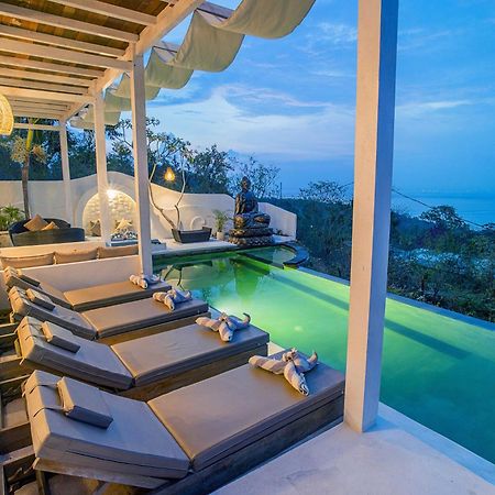 The Puncak Private Villa Nusa Lembongan  Exterior photo